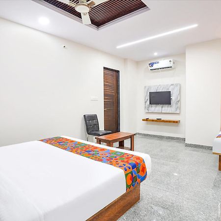 Fabhotel Platinum Palace - Nr Magadi Main Road バンガロール エクステリア 写真