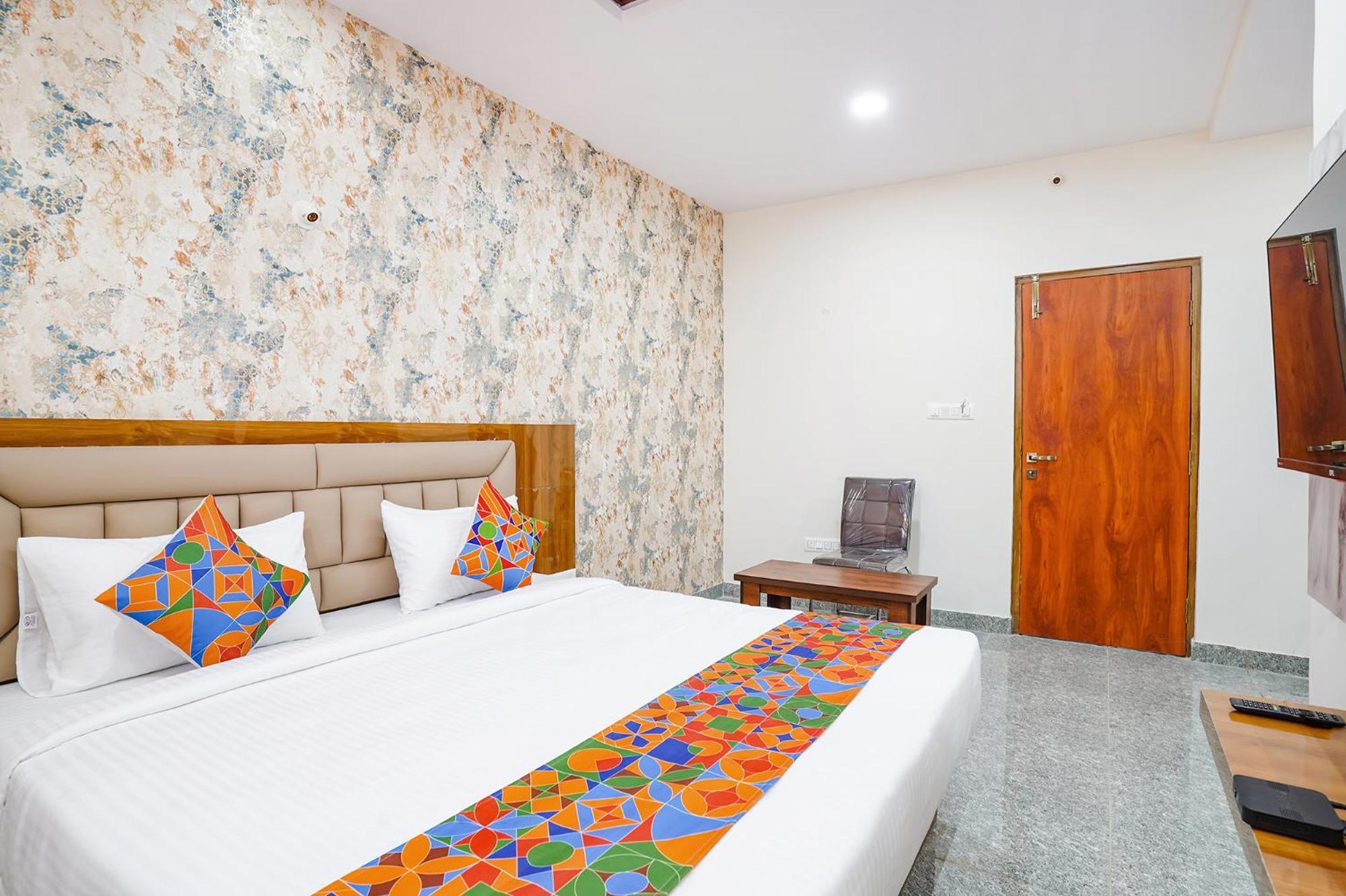Fabhotel Platinum Palace - Nr Magadi Main Road バンガロール エクステリア 写真