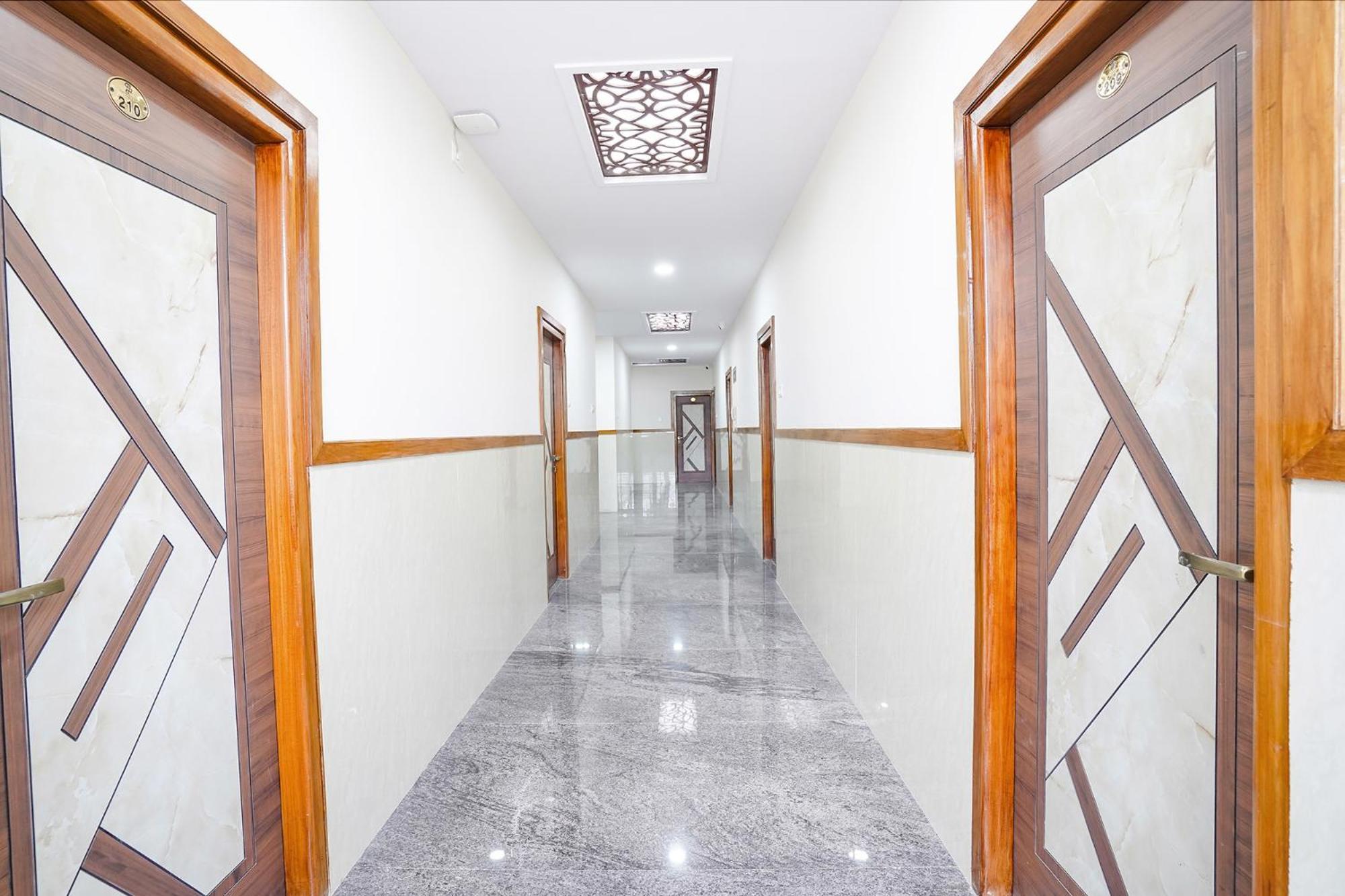 Fabhotel Platinum Palace - Nr Magadi Main Road バンガロール エクステリア 写真